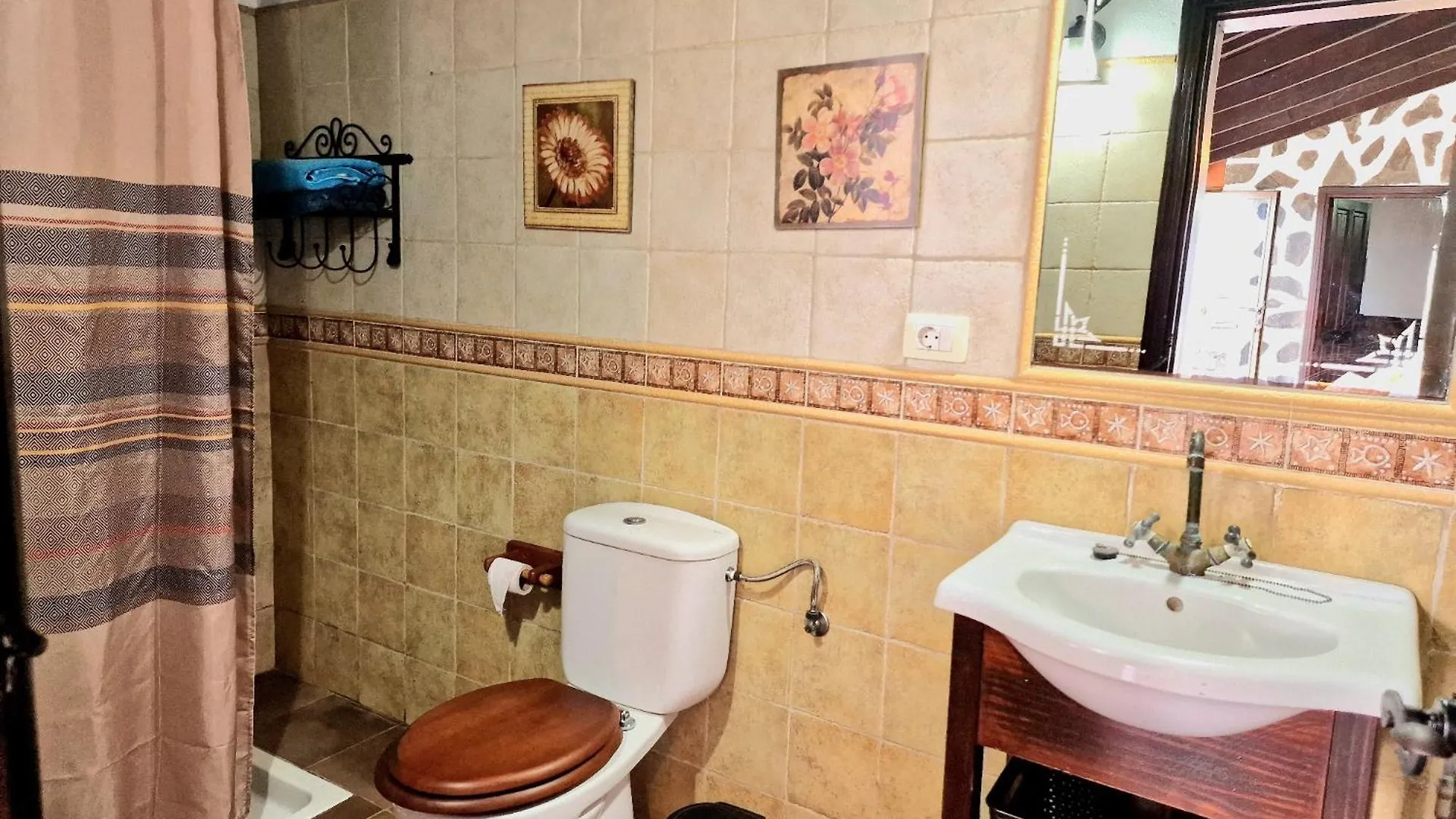 Casa Canaria Drago In Icod De Los Vinos By Hrtenerife Net 0*,  Spanien