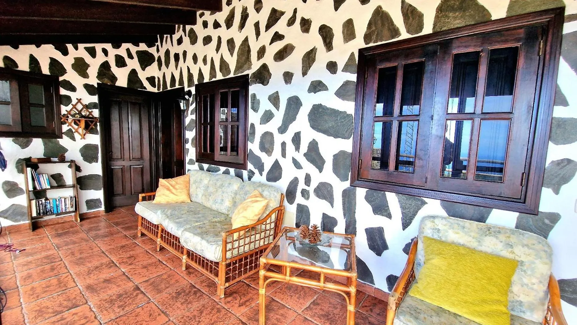 Semesterbostad Casa Canaria Drago In Icod De Los Vinos By Hrtenerife Net Spanien